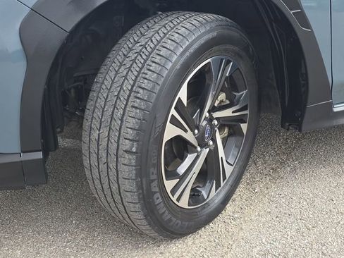 Used 2024 Subaru Crosstrek 2.0i Premium image 32