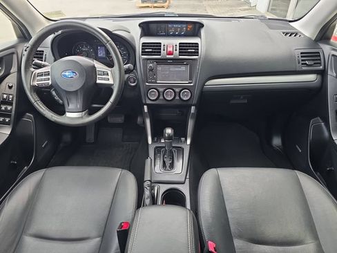 Used 2015 Subaru Forester 2.5i Touring w/ Eyesight & Navigation System AWD/4WD image 11