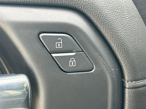 Used 2021 Chevrolet Silverado 1500 LT Trail Boss w/ Convenience Package II image 20