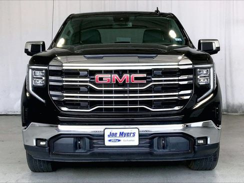 Used 2024 GMC Sierra 1500 SLT w/ SLT Convenience Package RWD image 3