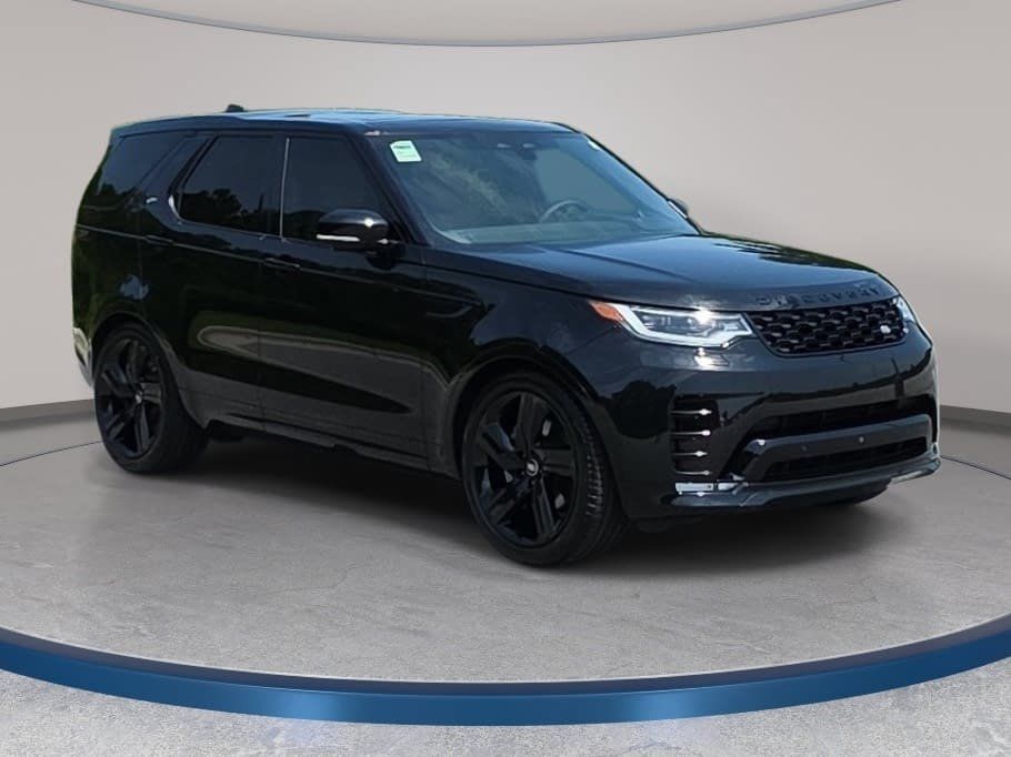Certified 2025 Land Rover Discovery Dynamic SE AWD/4WD image 3