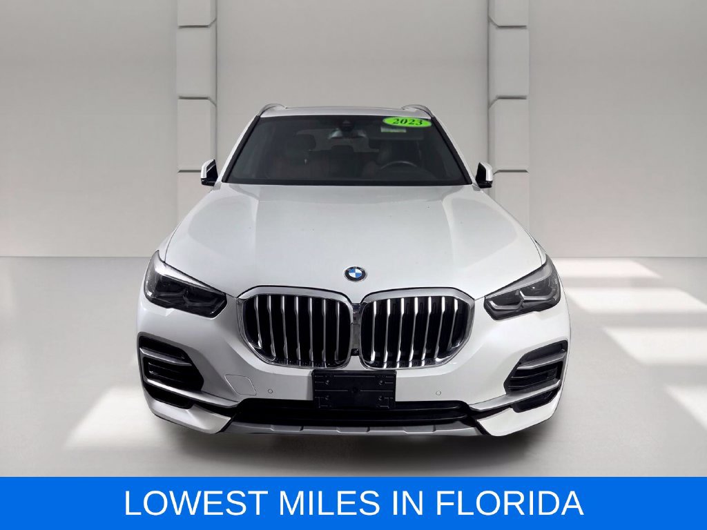 Used 2023 BMW X5 xDrive40i w/ Parking Assistance Package AWD/4WD image 3