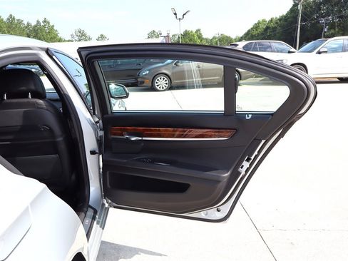 Used 2014 BMW 750Li xDrive AWD/4WD image 34