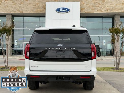 Used 2025 Ford Expedition Max Active AWD/4WD image 19