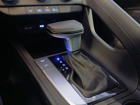New 2026 Hyundai Elantra SE w/ Cargo Package FWD image 18