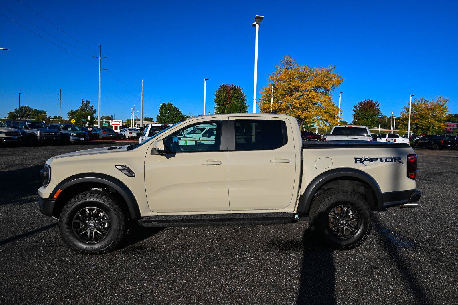 Used 2025 Ford Ranger Raptor AWD/4WD image 8