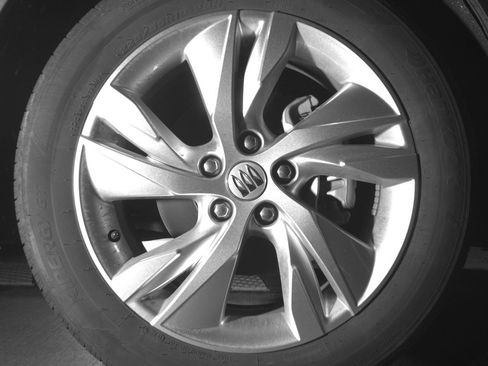 Used 2025 Buick Encore GX Preferred image 13