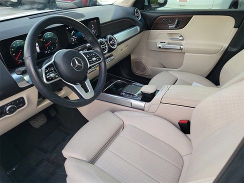 Used 2021 Mercedes-Benz GLB 250 image 14