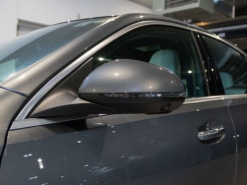 Certified 2025 Mercedes-Benz C 300 4MATIC Sedan image 8