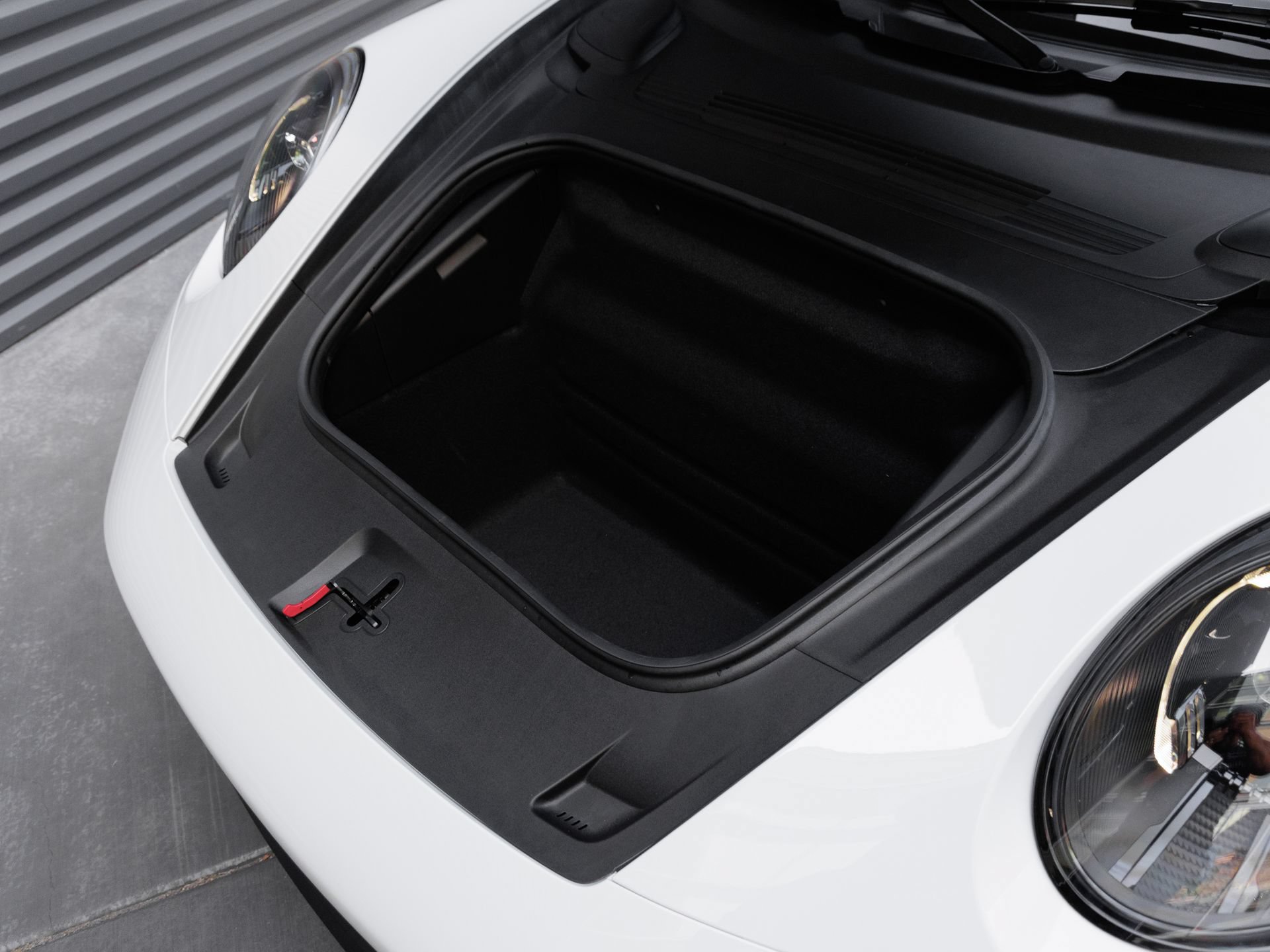 Certified 2026 Porsche 911 Targa 4 GTS AWD/4WD image 44