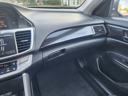 Used 2013 Honda Accord Sport image 25