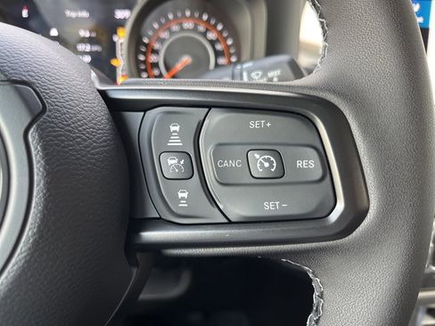 New 2026 Jeep Gladiator Mojave image 34