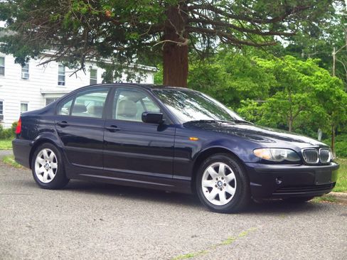 Used 2005 BMW 325i Sedan RWD image 6