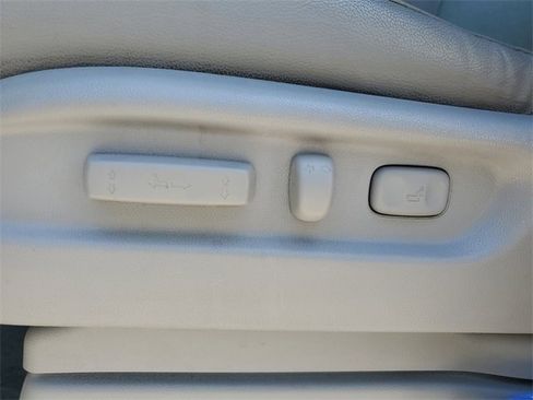 Used 2014 Honda Odyssey EX-L image 11