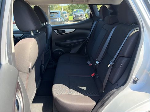 Used 2020 Nissan Rogue Sport S FWD image 16