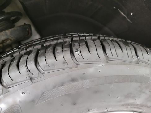 Used 2020 GMC Terrain SLE image 4