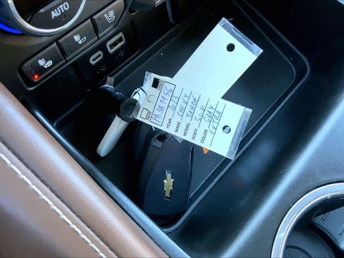 Used 2023 Chevrolet Tahoe High Country w/ Premium Package 2 image 28