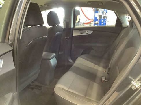 Used 2023 Kia Forte LXS FWD image 16