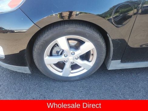 Used 2012 Chevrolet Volt FWD image 16