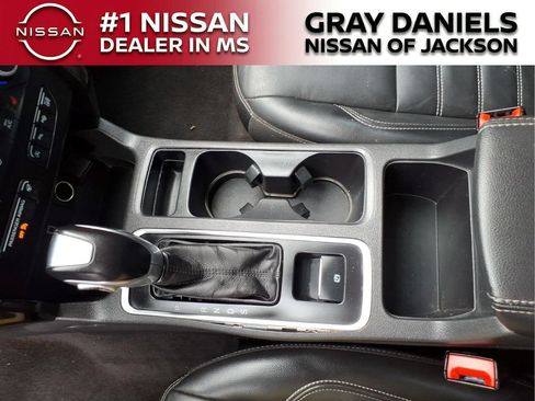 Used 2019 Ford Escape Titanium FWD image 25