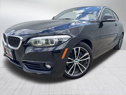 Used 2018 BMW 230i xDrive Coupe AWD/4WD image 2