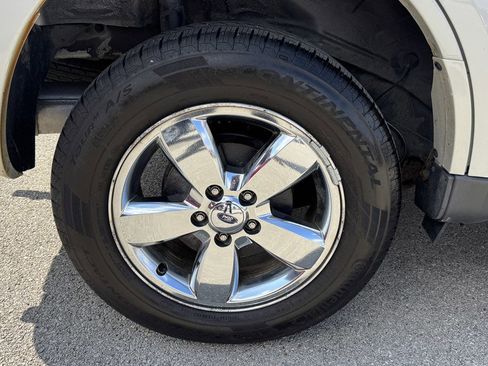 Used 2009 Ford Escape XLT image 13