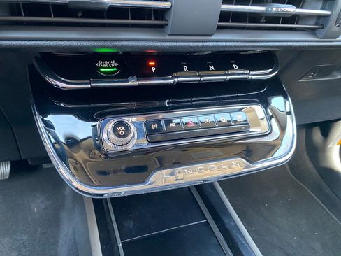 New 2026 Lincoln Corsair Premiere image 29