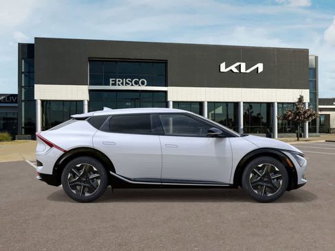 New 2025 Kia EV6 Wind image 7