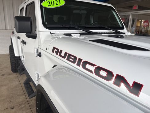 Used 2021 Jeep Gladiator Rubicon w/ Trailer Tow Package image 31
