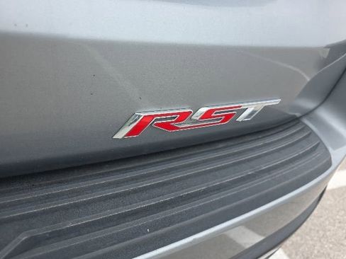 Used 2024 Chevrolet Suburban RST RWD image 13