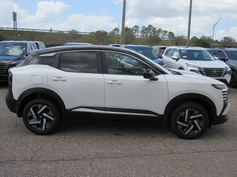 New 2026 Nissan Kicks SV FWD image 2