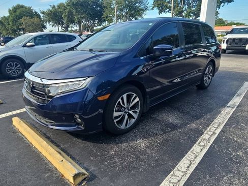 Used 2022 Honda Odyssey Touring image 3
