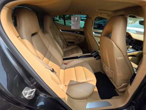 Used 2011 Porsche Panamera 4S AWD/4WD image 30