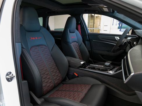 Used 2025 Audi RS 6 performance image 96