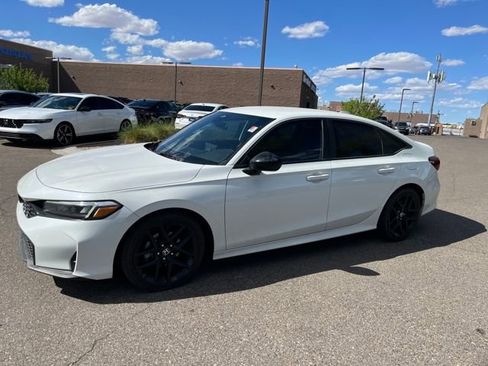 Used 2025 Honda Civic Sport image 1