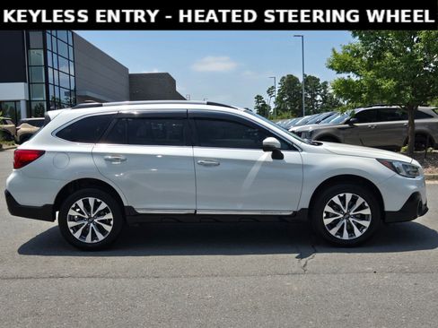 Used 2019 Subaru Outback 2.5i Touring AWD/4WD image 8