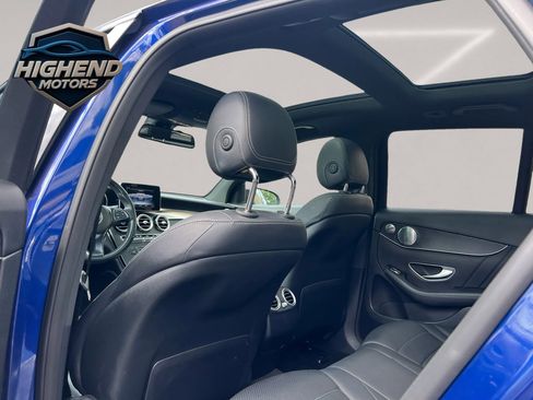 Used 2018 Mercedes-Benz GLC 300 4MATIC w/ AMG Line image 18