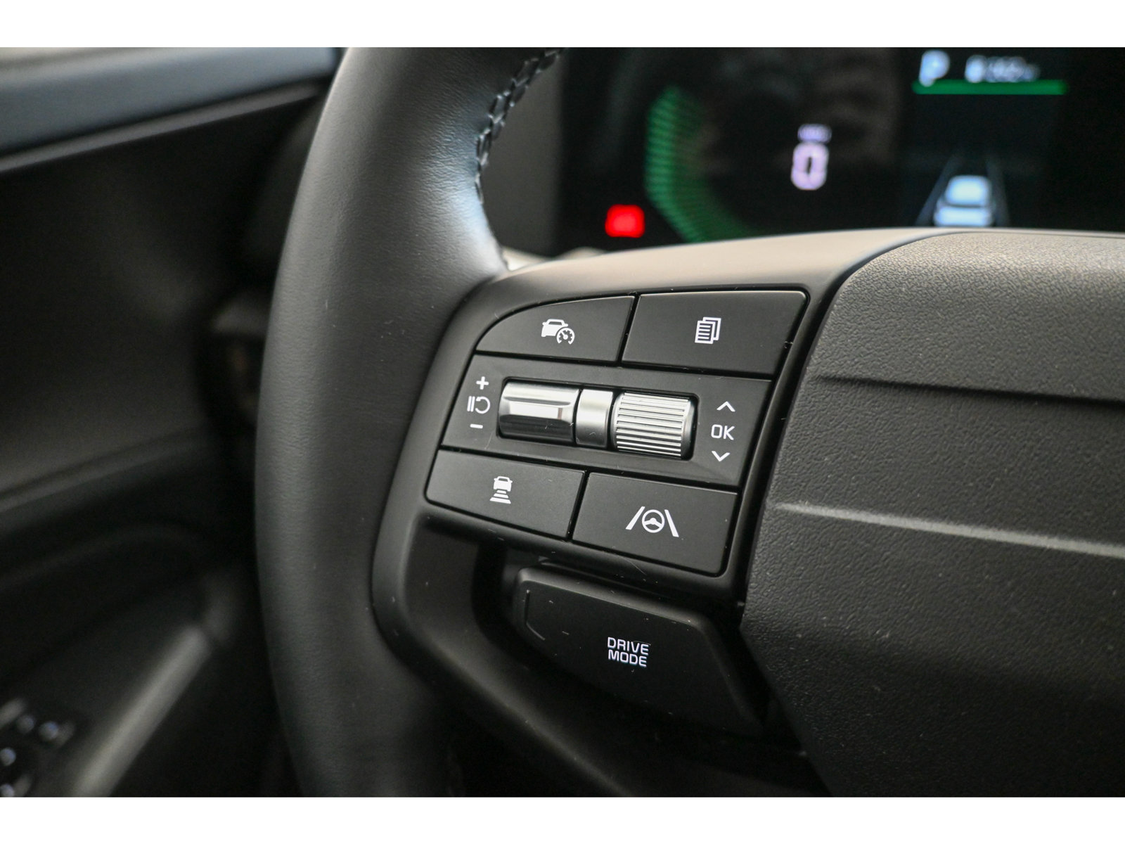 Used 2026 Kia Sportage EX w/ EX Panorama Roof Package FWD image 22