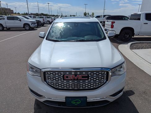Used 2019 GMC Acadia Denali w/ Technology Package AWD/4WD image 6