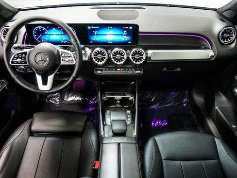 Used 2022 Mercedes-Benz GLB 250 4MATIC w/ Premium Package Lite image 13