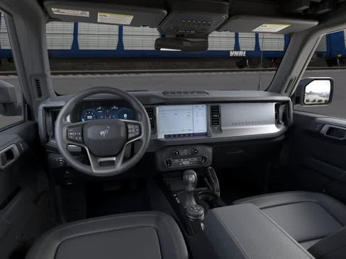 New 2026 Ford Bronco Badlands AWD/4WD image 9