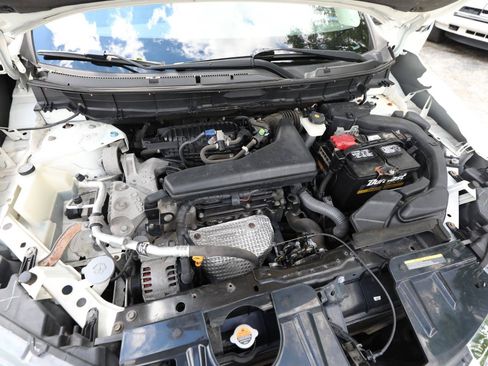 Used 2017 Nissan Rogue SL w/ SL Premium Package AWD/4WD image 32