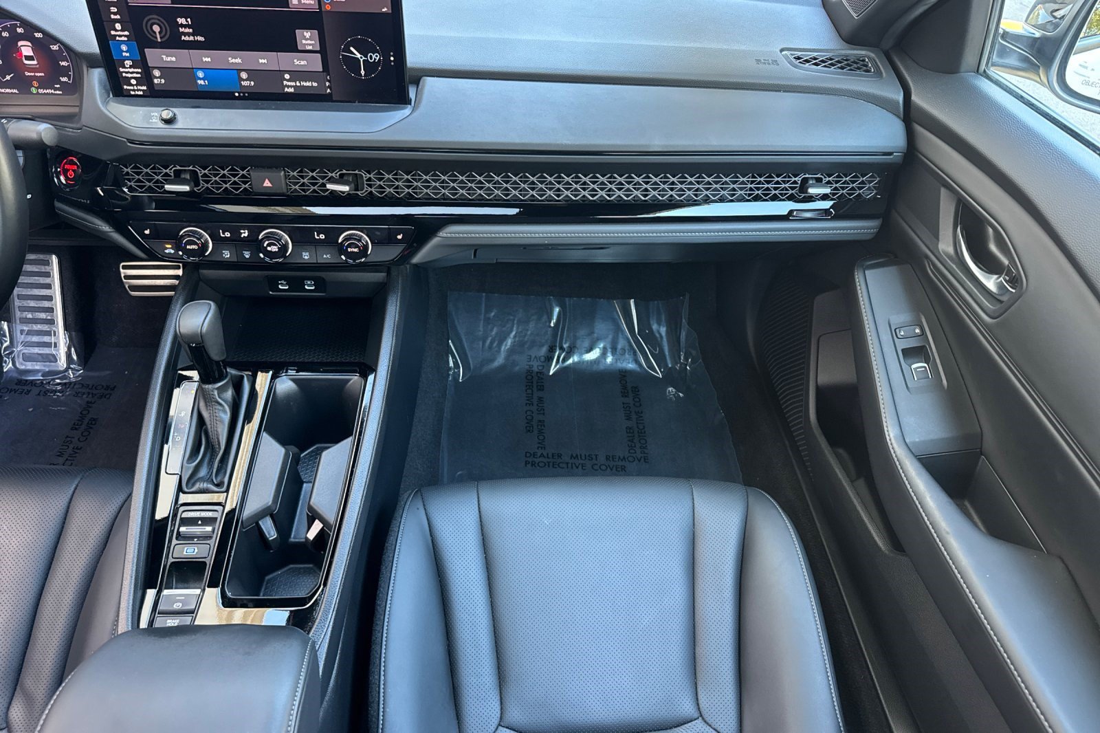 Used 2024 Honda Accord Sport image 29