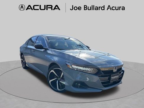 Used 2022 Honda Accord Sport image 1