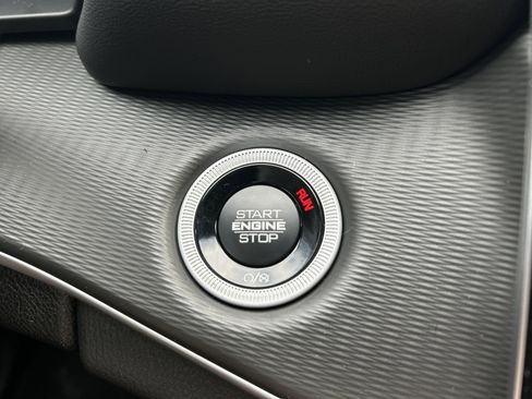 New 2025 Jeep Grand Cherokee Altitude image 49