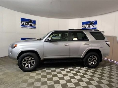 Used 2024 Toyota 4Runner TRD Off-Road Premium image 7
