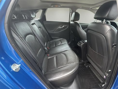 Used 2018 Hyundai Elantra GT w/ Tech Package 03 image 11