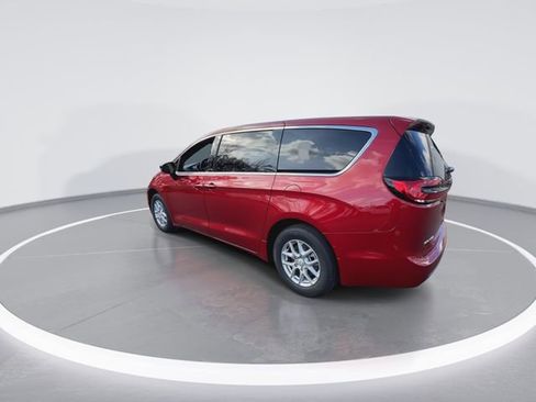 New 2026 Chrysler Pacifica Select FWD image 6