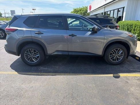 Used 2024 Nissan Rogue S FWD image 8