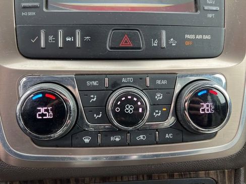 Used 2014 GMC Acadia Denali image 19